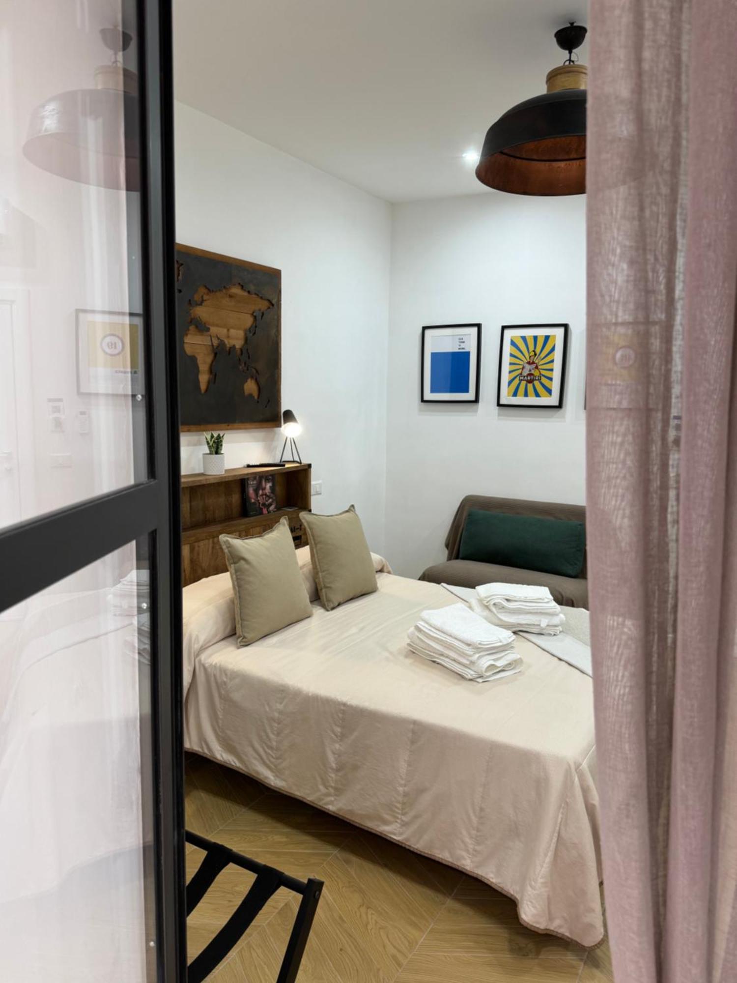 Gennarino Apartments - Panorama Suite With Balcony And Urban Loft Неаполь Экстерьер фото